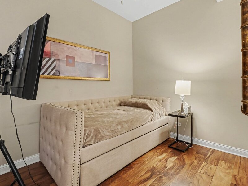 4628 S Langley Avenue Chicago IL 60653