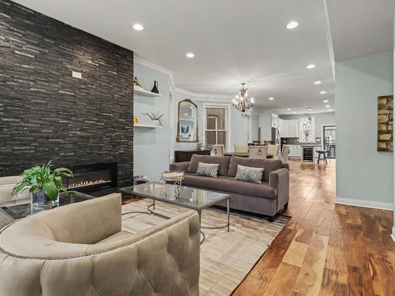 4628 S Langley Avenue Chicago IL 60653