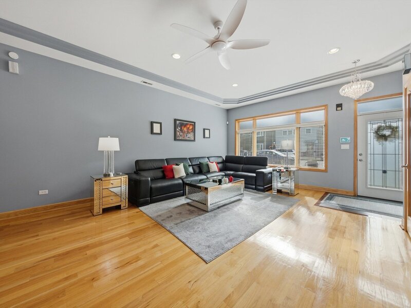 2646 S Hillock Avenue Chicago IL 60608