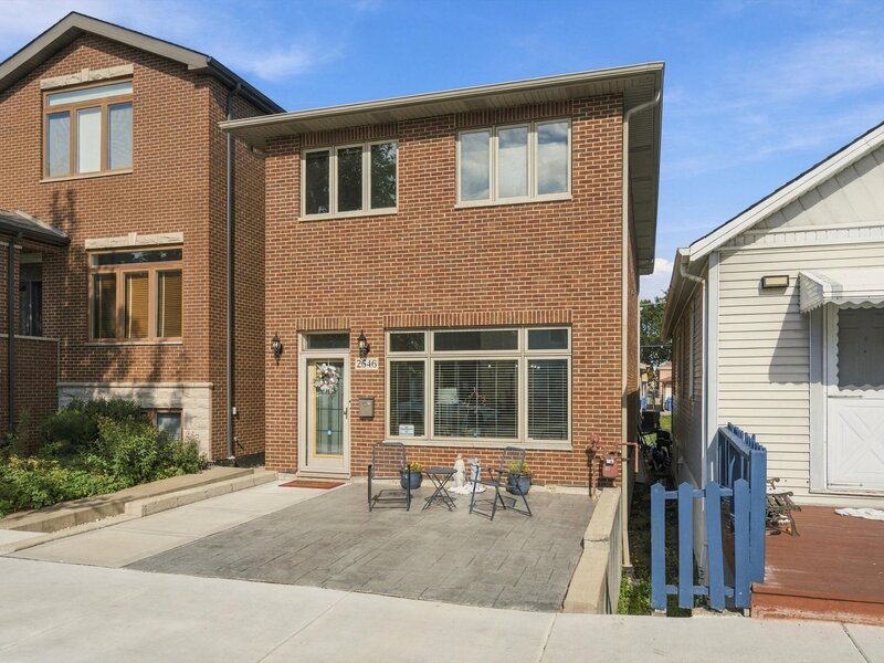 2646 S Hillock Avenue Chicago IL 60608