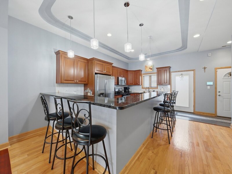 2646 S Hillock Avenue Chicago IL 60608