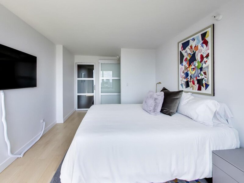 2 E Erie Street Chicago IL 60611