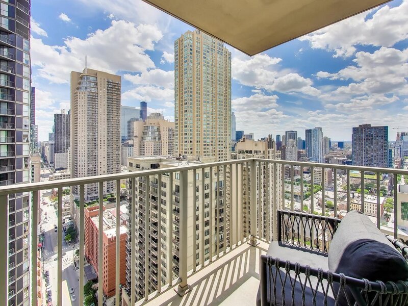 2 E Erie Street Chicago IL 60611