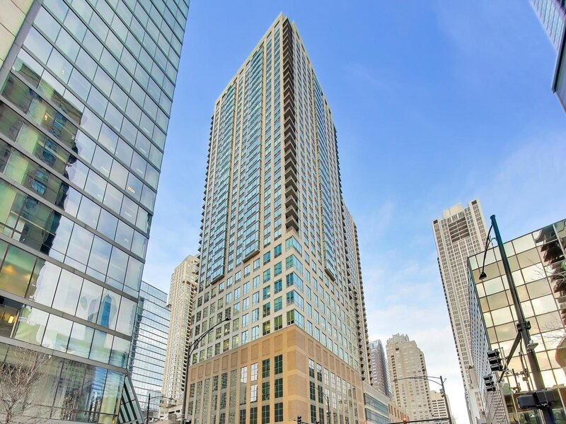 2 E Erie Street Chicago IL 60611