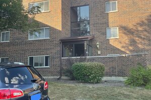 Photo of 650 Perrie Drive Elk Grove Village IL 60007 Unit 304