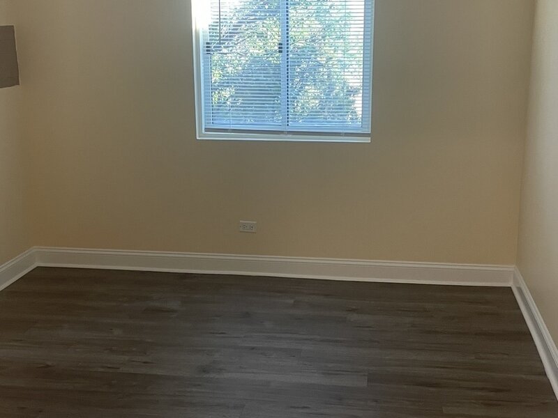 650 Perrie Drive Elk Grove Village IL 60007