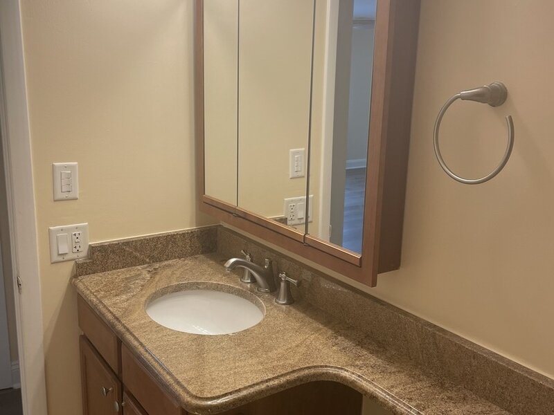 650 Perrie Drive Elk Grove Village IL 60007