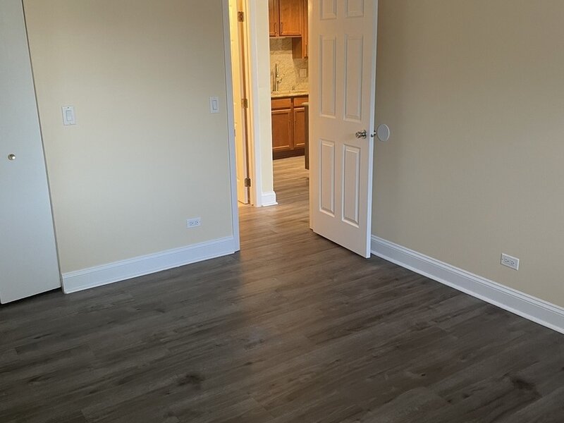 650 Perrie Drive Elk Grove Village IL 60007