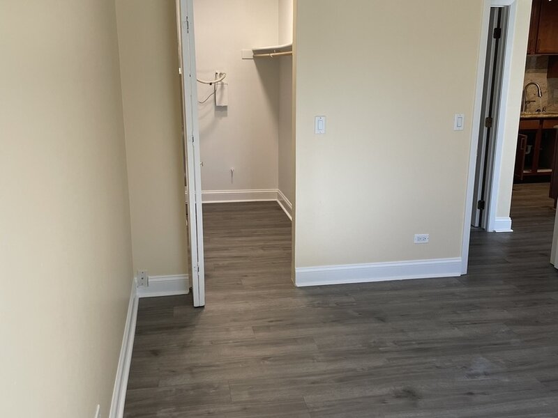 650 Perrie Drive Elk Grove Village IL 60007