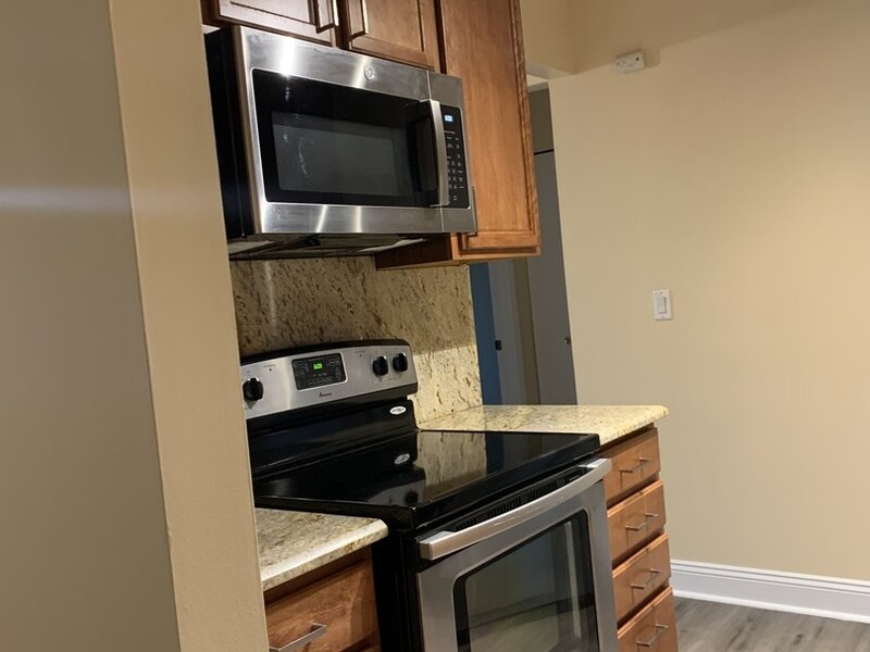 650 Perrie Drive Elk Grove Village IL 60007