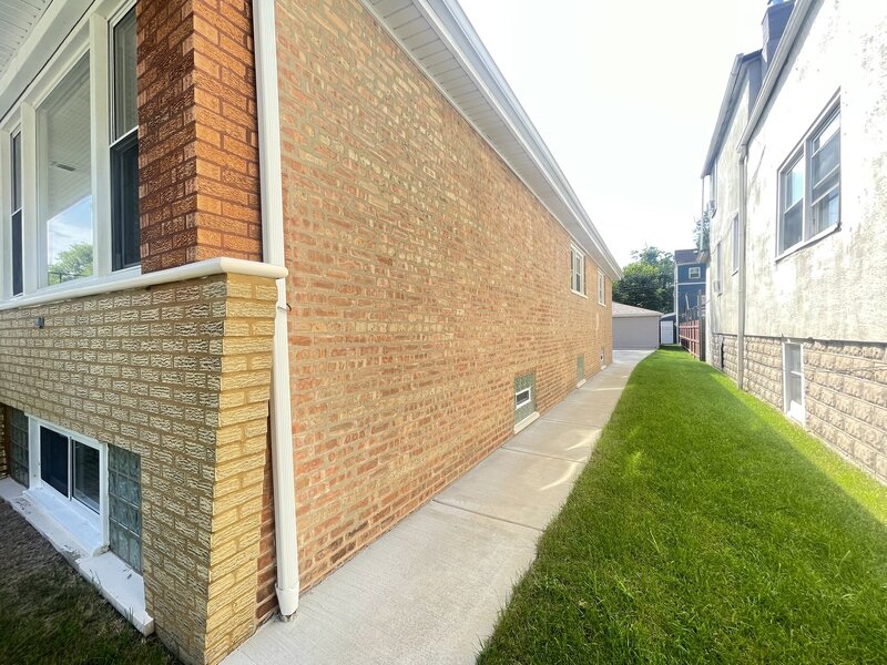 847 W 50th Street Chicago IL 60609