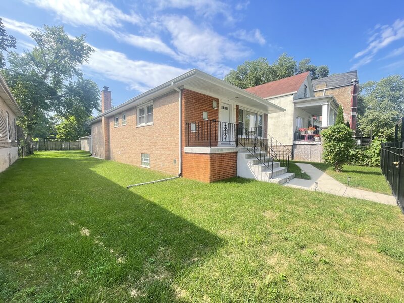 847 W 50th Street Chicago IL 60609