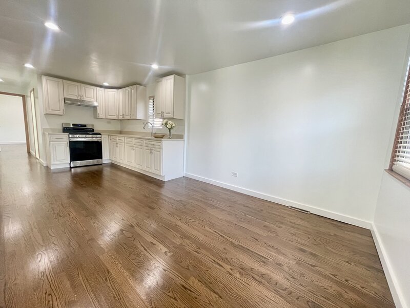 847 W 50th Street Chicago IL 60609