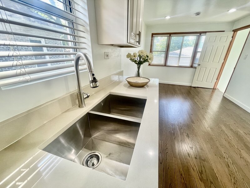 847 W 50th Street Chicago IL 60609