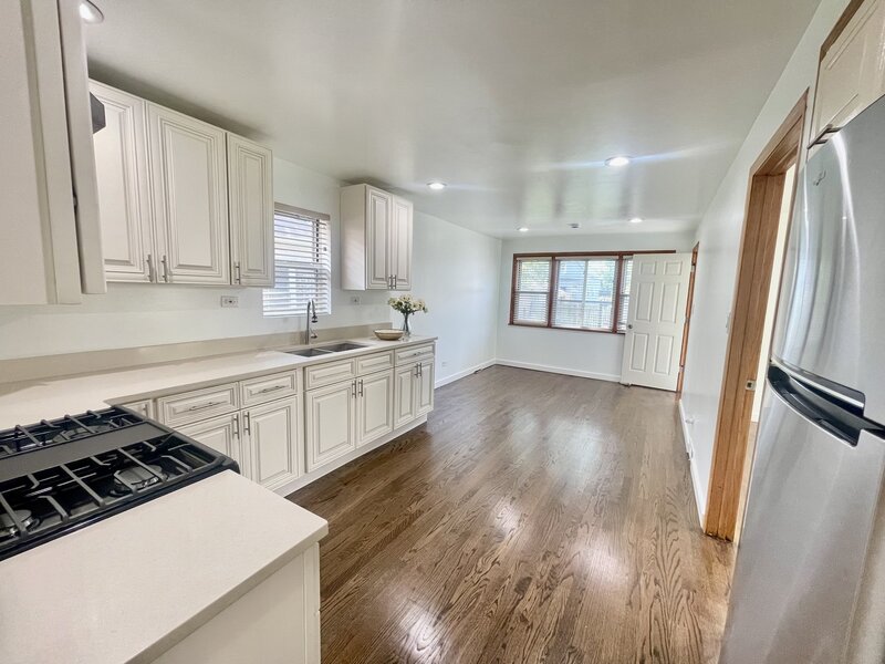 847 W 50th Street Chicago IL 60609
