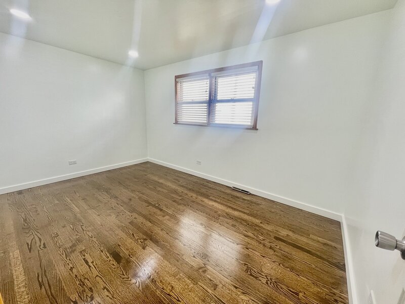 847 W 50th Street Chicago IL 60609