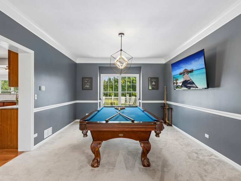 16 Eagle Ridge Drive Hawthorn Woods IL 60047