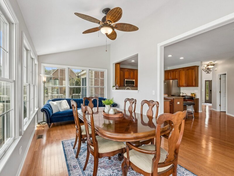 16 Eagle Ridge Drive Hawthorn Woods IL 60047