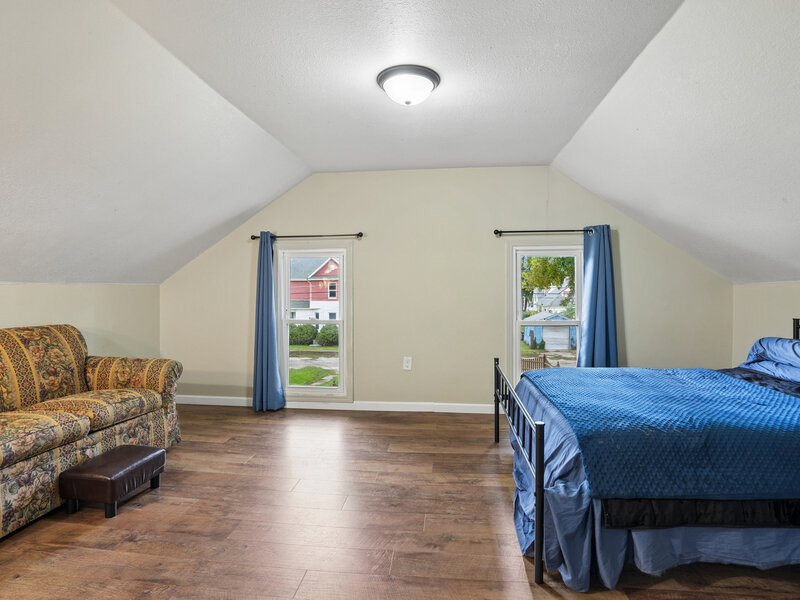 624 W 16th Street Davenport IA 52803