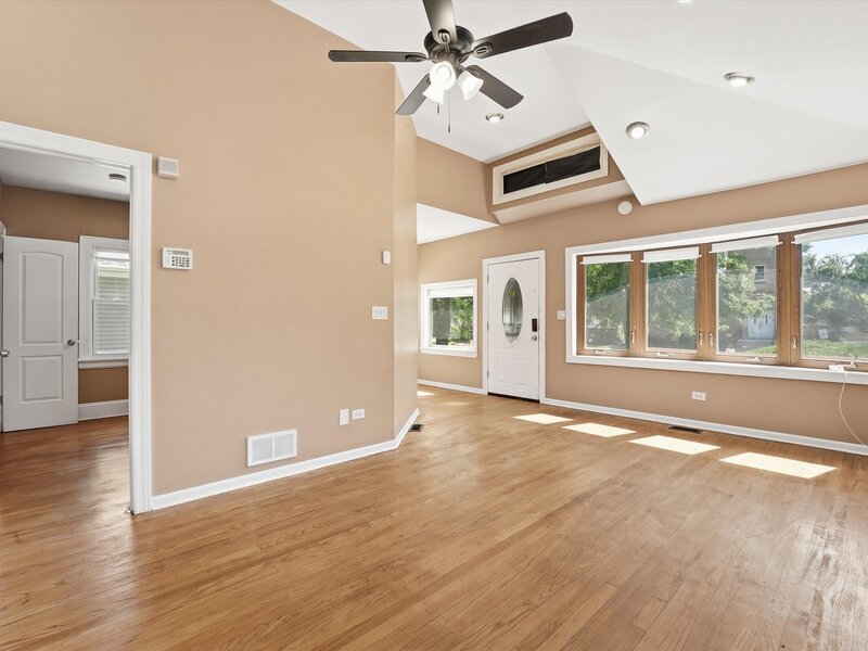 1426 S 18th Avenue Maywood IL 60153