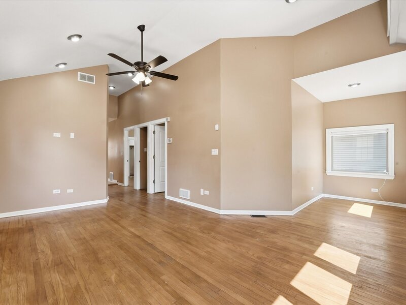 1426 S 18th Avenue Maywood IL 60153