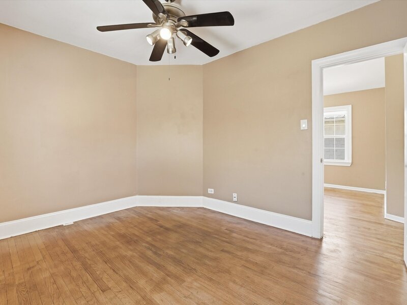 1426 S 18th Avenue Maywood IL 60153