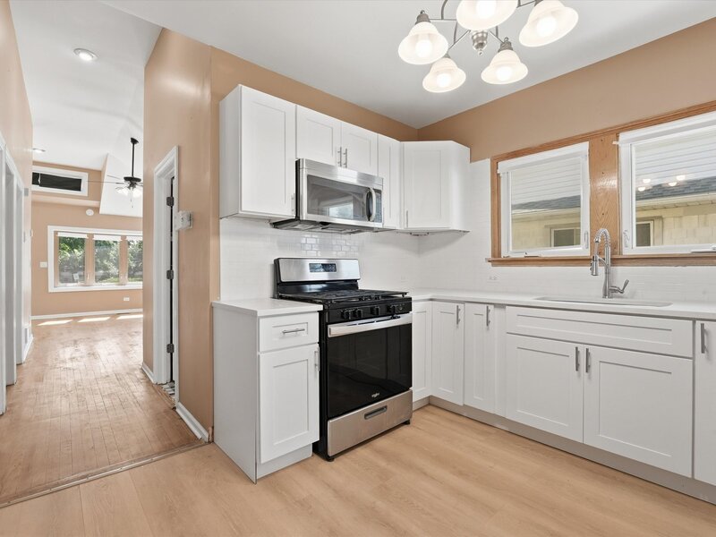 1426 S 18th Avenue Maywood IL 60153