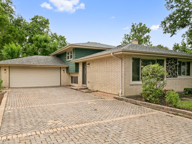 6833 W 127th Street Palos Heights IL 60463