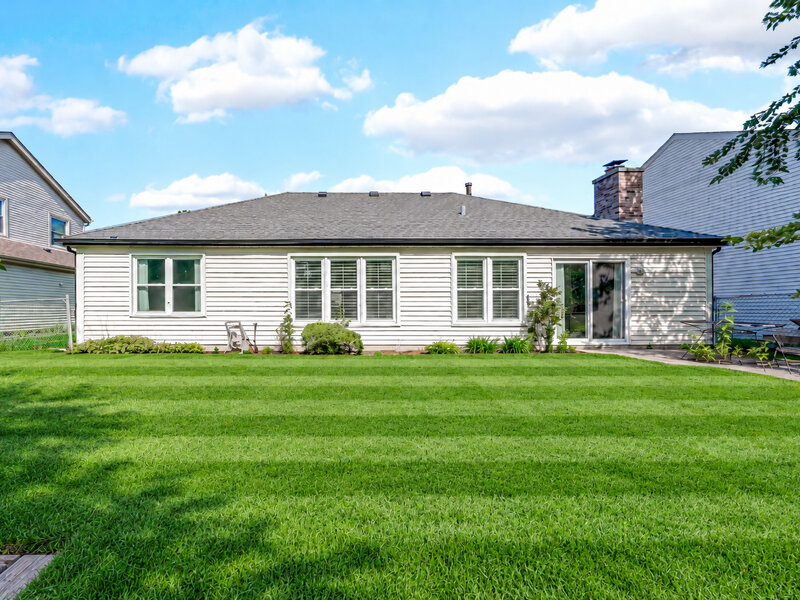 620 Cobblestone Lane Buffalo Grove IL 60089