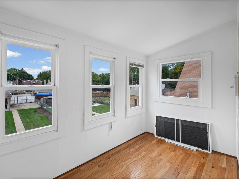1646 N Sayre Avenue Chicago IL 60707