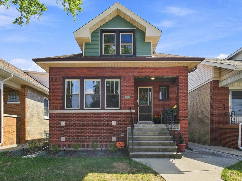 5941 W Waveland Avenue Chicago IL 60634