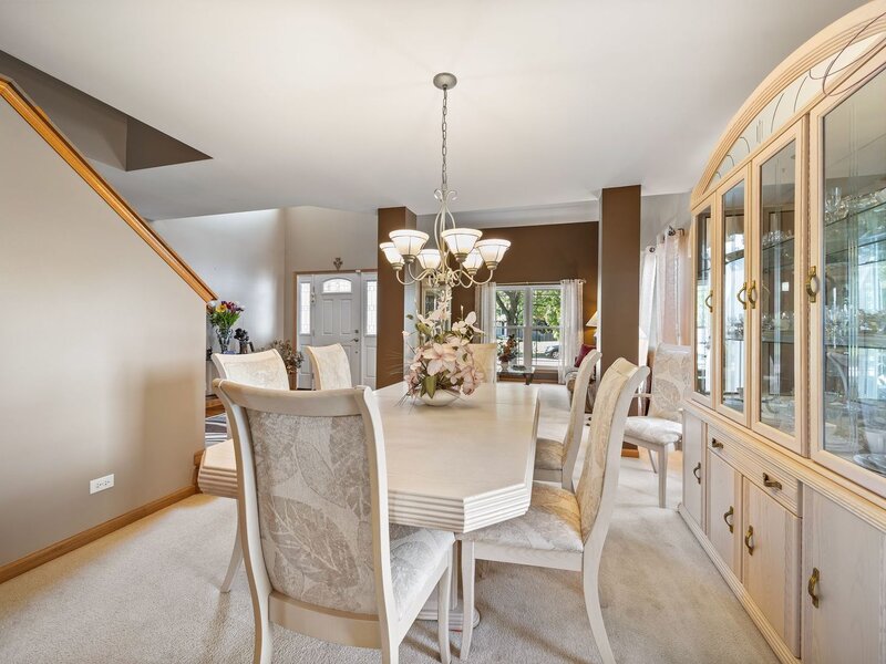 812 Honeysuckle Lane Aurora IL 60506