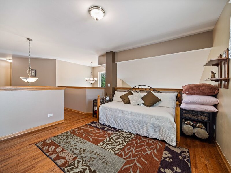 812 Honeysuckle Lane Aurora IL 60506