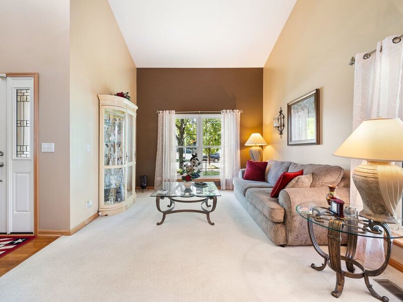 812 Honeysuckle Lane Aurora IL 60506