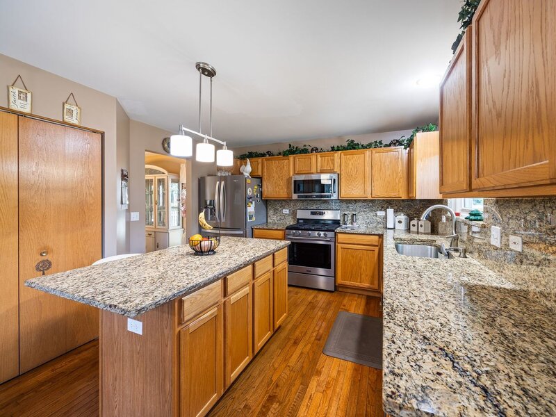 812 Honeysuckle Lane Aurora IL 60506