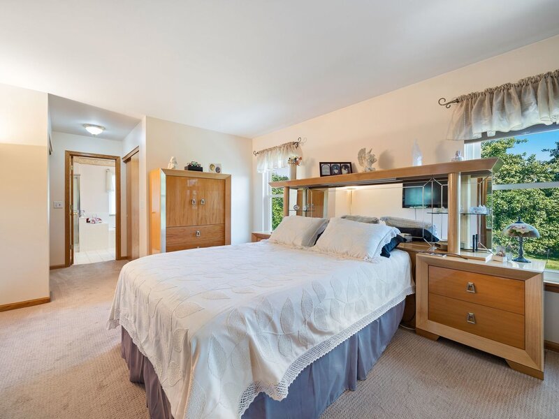 812 Honeysuckle Lane Aurora IL 60506