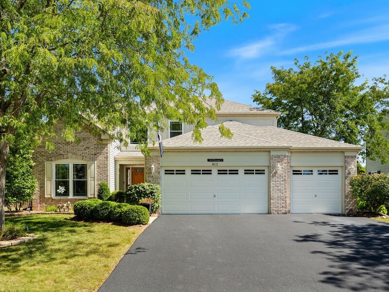 812 Honeysuckle Lane Aurora IL 60506