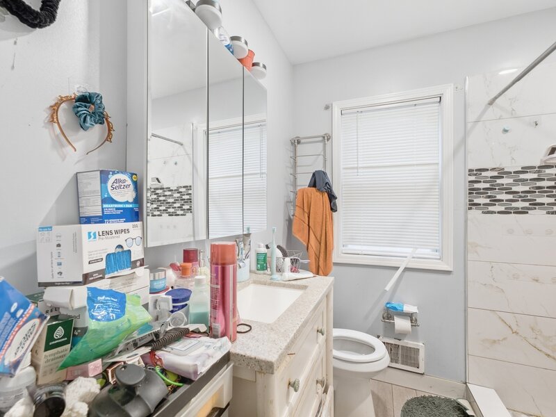 2705 N Menard Avenue Chicago IL 60639