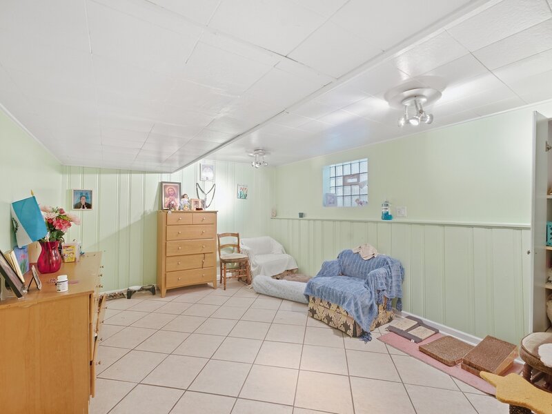 2705 N Menard Avenue Chicago IL 60639