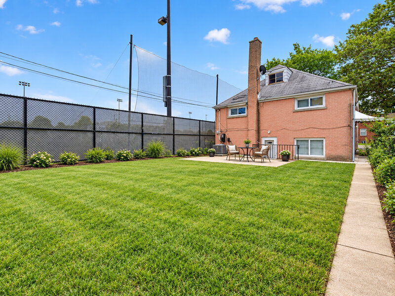 2130 W Highland Avenue Chicago IL 60659