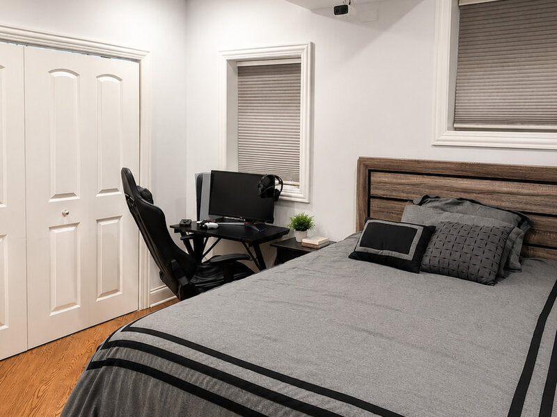 3206 W Berwyn Avenue Chicago IL 60625