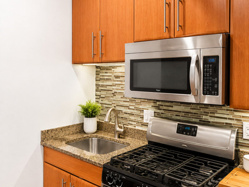 3206 W Berwyn Avenue Chicago IL 60625