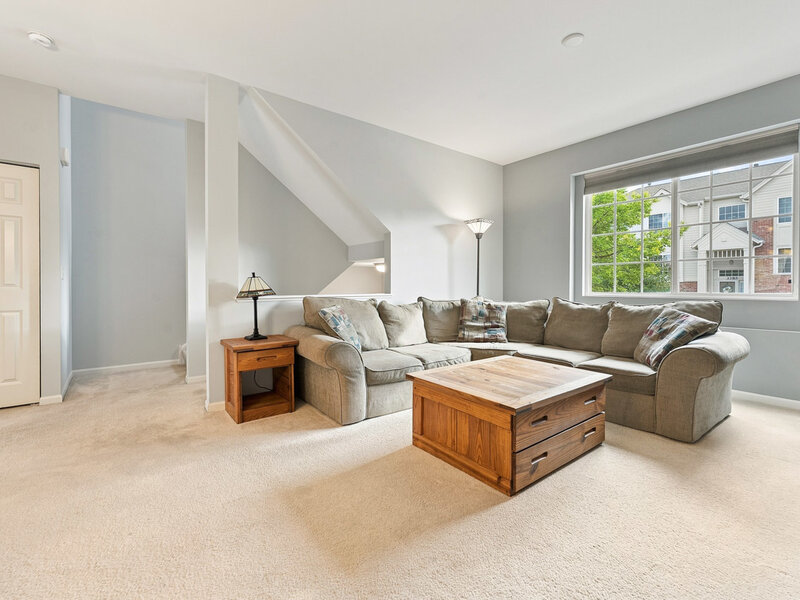 3382 Cameron Drive Elgin IL 60124