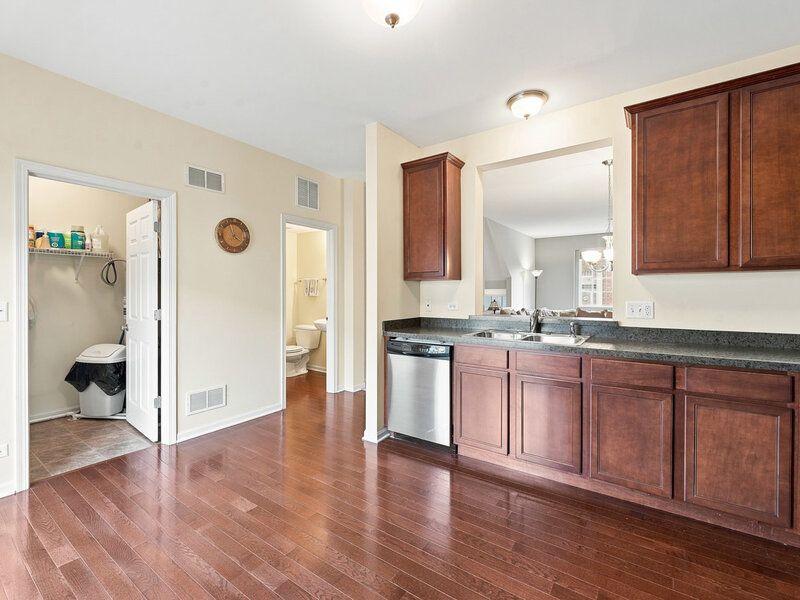 3382 Cameron Drive Elgin IL 60124