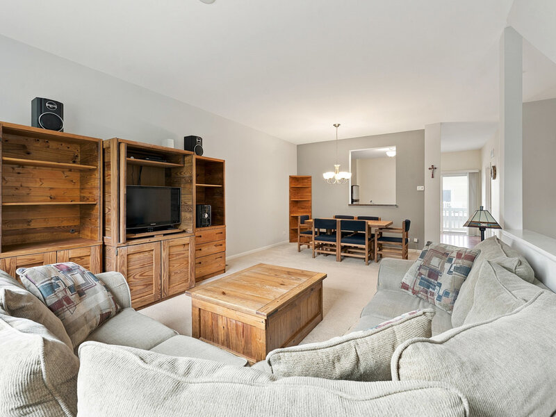 3382 Cameron Drive Elgin IL 60124