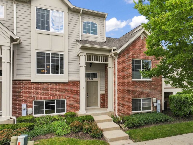 3382 Cameron Drive Elgin IL 60124