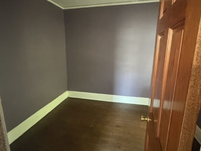 7837 S Dobson Avenue Chicago IL 60619