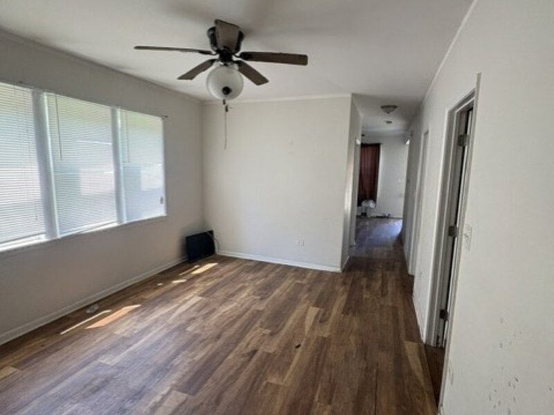 7837 S Dobson Avenue Chicago IL 60619
