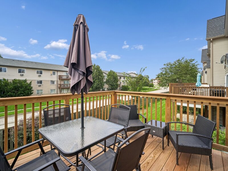 683 E Fountainview Drive Mundelein IL 60060