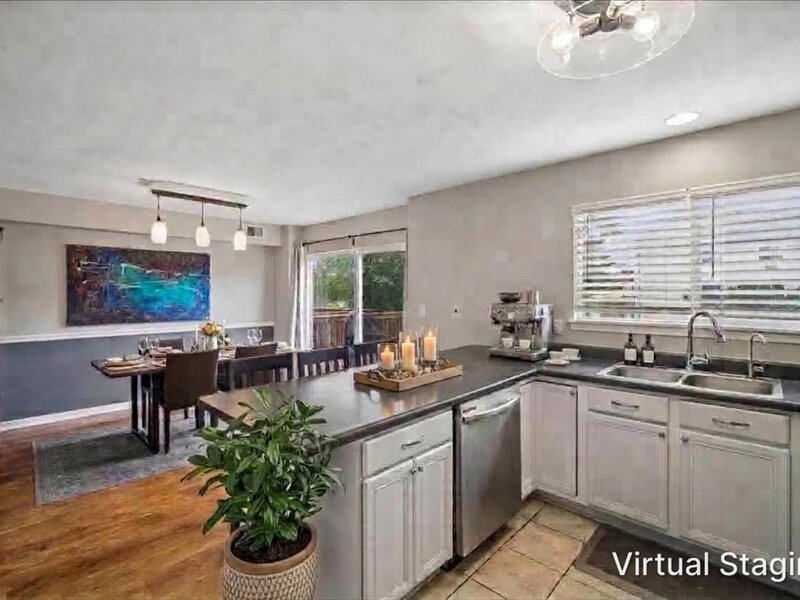 683 E Fountainview Drive Mundelein IL 60060
